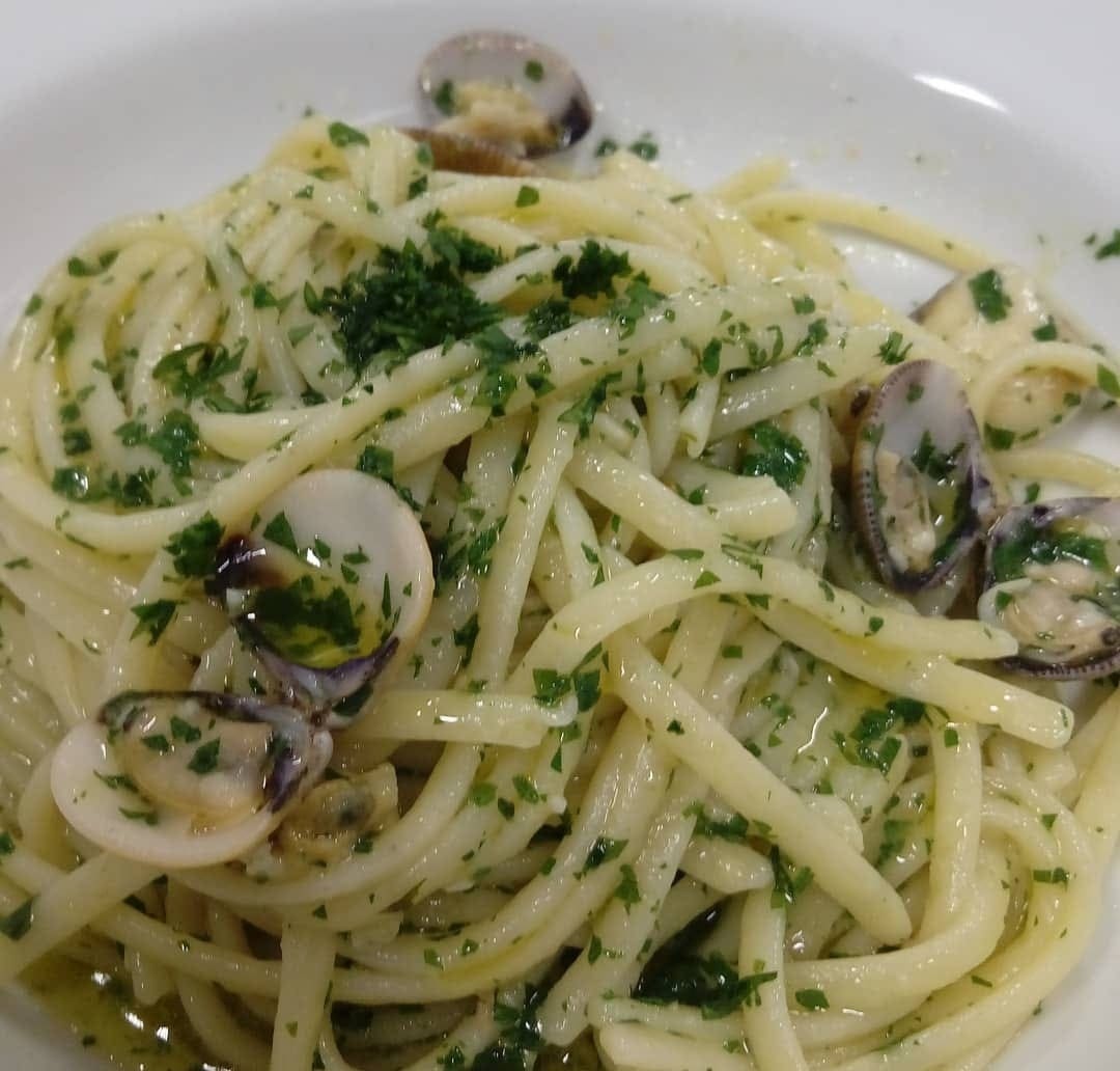 LINGUINE ALLE VONGOLE